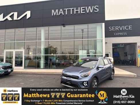 Certified 2022 Kia Niro EX Premium FWD image 1