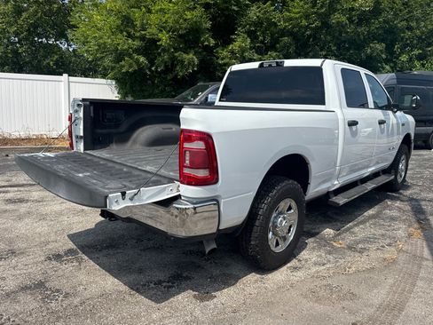 Used 2022 RAM 3500 Tradesman w/ Towing Technology Group AWD/4WD image 18