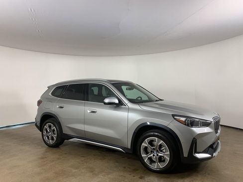 Used 2024 BMW X1 xDrive28i image 5