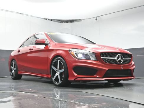 Used 2015 Mercedes-Benz CLA 250 image 31