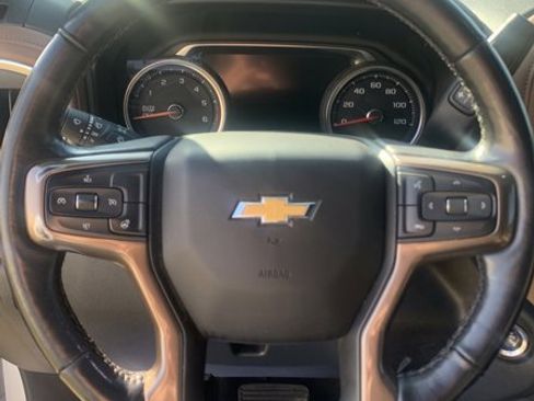 Used 2021 Chevrolet Silverado 1500 High Country w/ Z71 Off-Road Package image 17