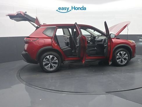 Used 2023 Nissan Rogue SV FWD image 40