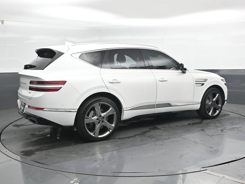 Used 2023 Genesis GV80 2.5T w/ Prestige Package AWD/4WD image 2