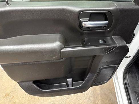 Used 2022 Chevrolet Silverado 2500 LT w/ Convenience Package image 31