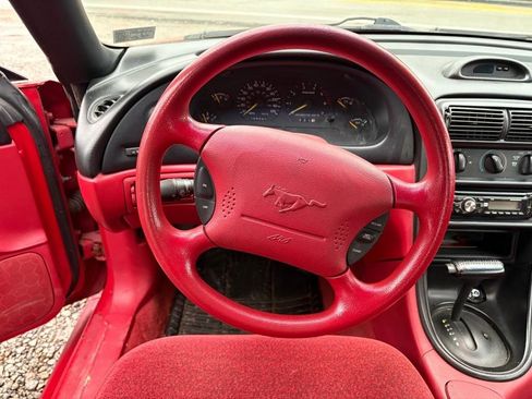 Used 1995 Ford Mustang Convertible image 5