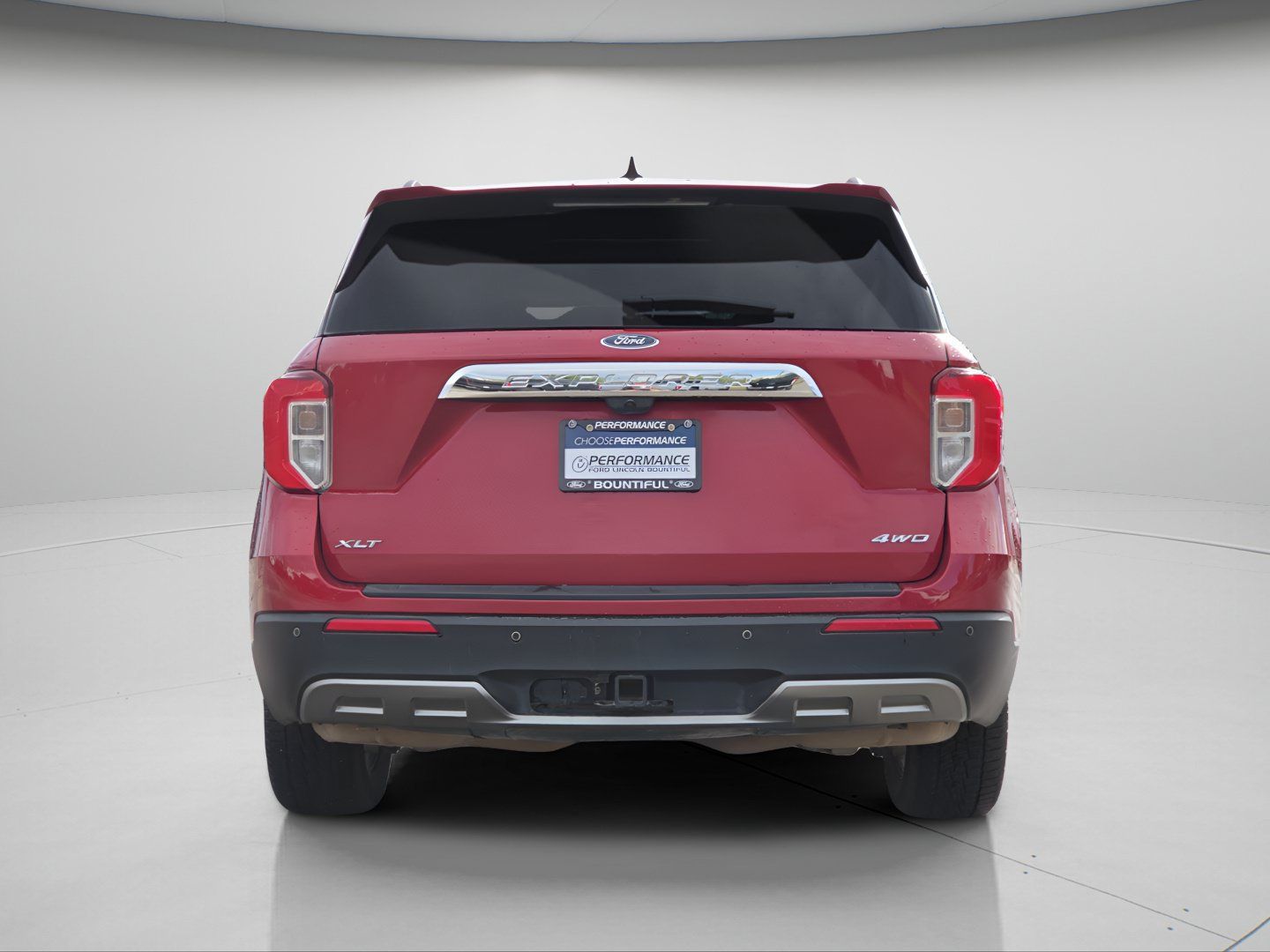 Used 2023 Ford Explorer XLT w/ Equipment Group 202A AWD/4WD image 21