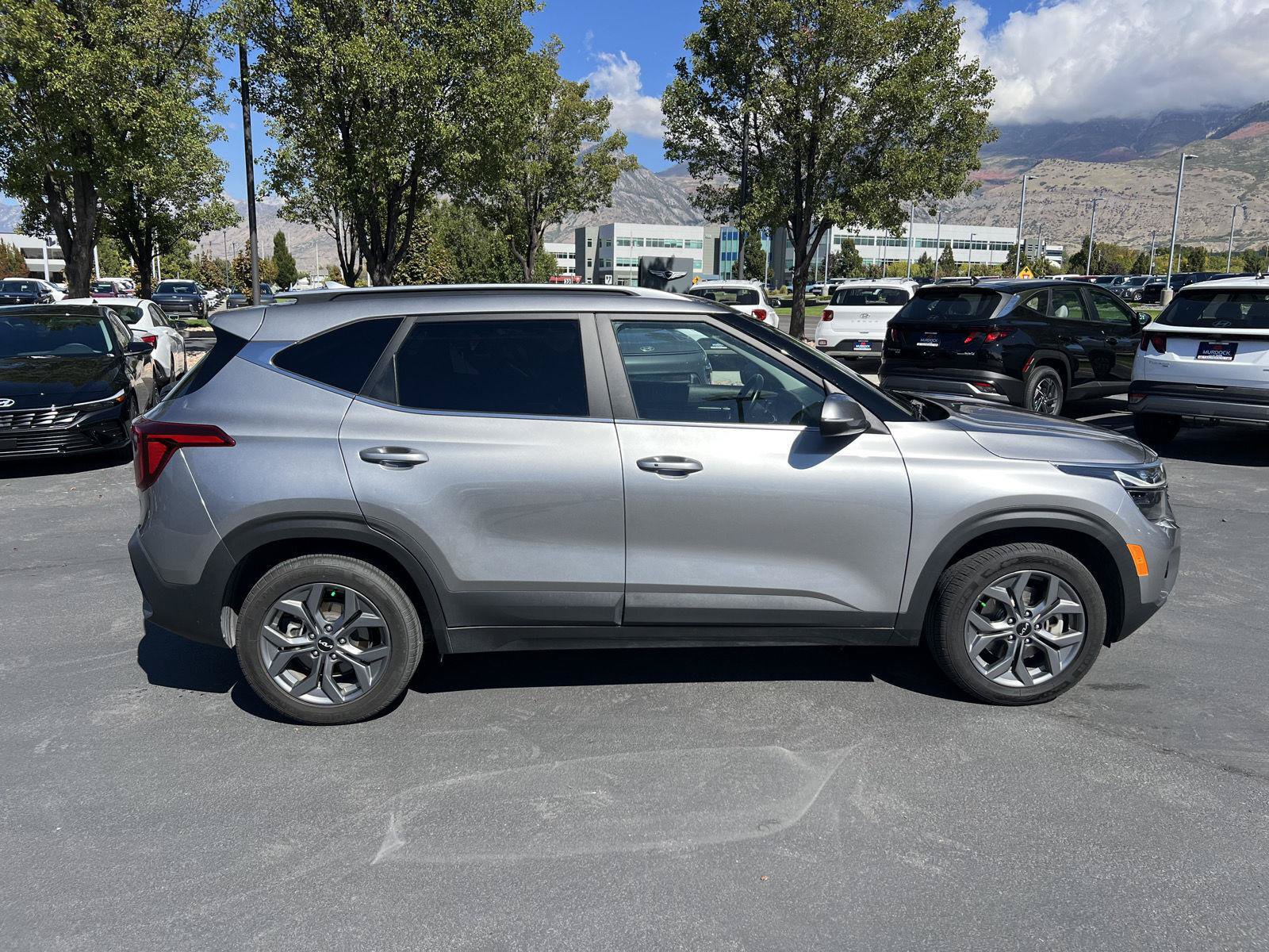 Used 2024 Kia Seltos S AWD/4WD image 12