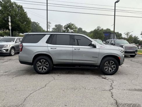 Used 2023 Chevrolet Tahoe Z71 w/ Luxury Package AWD/4WD image 8