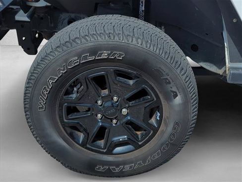 Used 2017 Jeep Wrangler Unlimited Sport AWD/4WD image 25