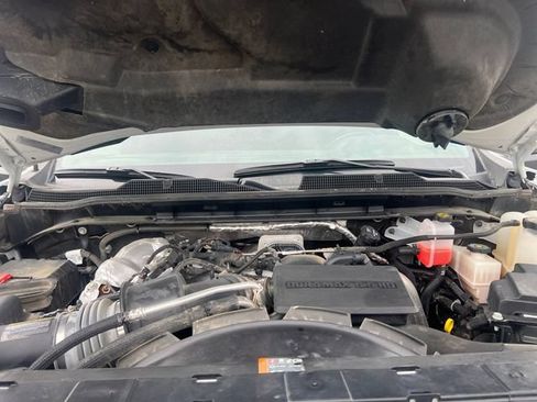 Used 2024 Chevrolet Silverado 2500 LT AWD/4WD image 20