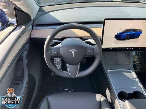 Used 2023 Tesla Model Y Long Range AWD/4WD image 39