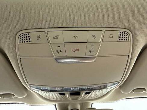 Used 2019 Mercedes-Benz GLC 300 4MATIC image 31