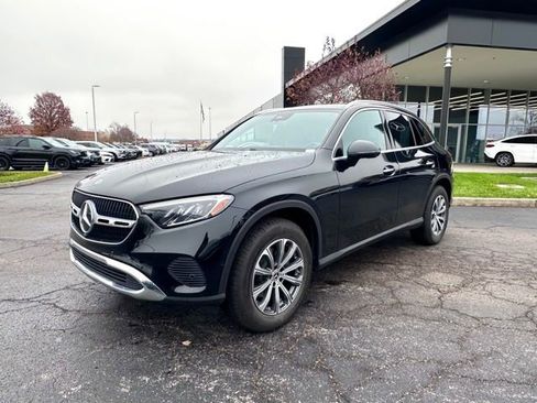 Certified 2025 Mercedes-Benz GLC 300 4MATIC image 4