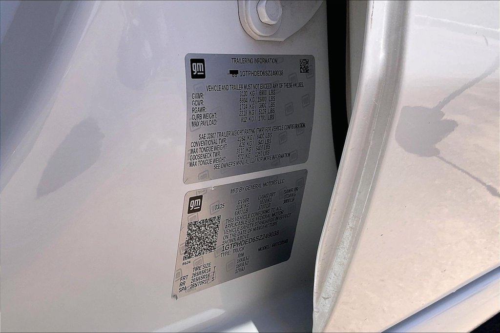 Used 2025 GMC Sierra 1500 SLT RWD image 34