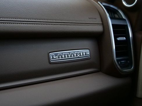 Used 2023 RAM 2500 Laramie AWD/4WD image 25