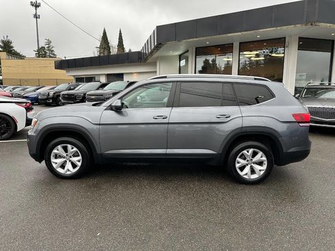 Used 2018 Volkswagen Atlas SE image 2