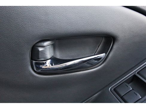 New 2026 Nissan Frontier SV image 14