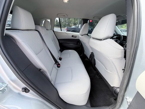 Used 2023 Toyota Corolla Cross L FWD image 24
