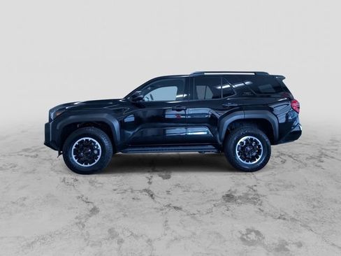 Used 2025 Toyota 4Runner TRD Off-Road image 7
