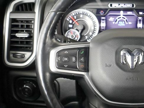 Used 2020 RAM 1500 Big Horn AWD/4WD image 25