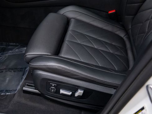 Used 2023 BMW X5 xDrive45e w/ Climate Comfort Package image 14