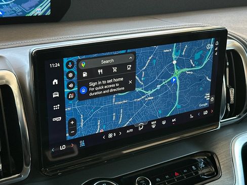 Certified 2025 Ford Expedition Platinum AWD/4WD image 19