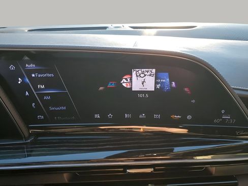 Certified 2023 Cadillac Escalade ESV Sport w/ Touring Package image 38