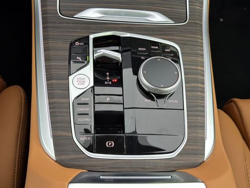 New 2026 BMW X5 sDrive40i w/ M Sport Package image 15