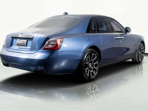 Used 2024 Rolls-Royce Ghost Black Badge w/ Black Badge Ghost Package image 10