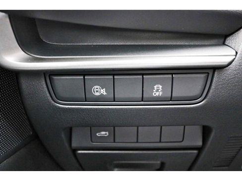 Used 2025 MAZDA MAZDA3 s image 19