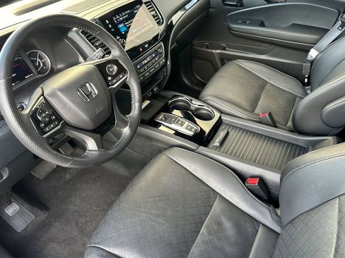 Used 2023 Honda Passport Elite image 10