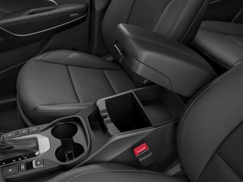 Used 2017 Hyundai Santa Fe Sport image 18