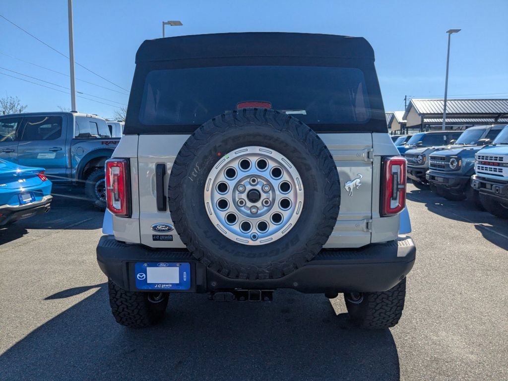 New 2025 Ford Bronco Badlands AWD/4WD image 5