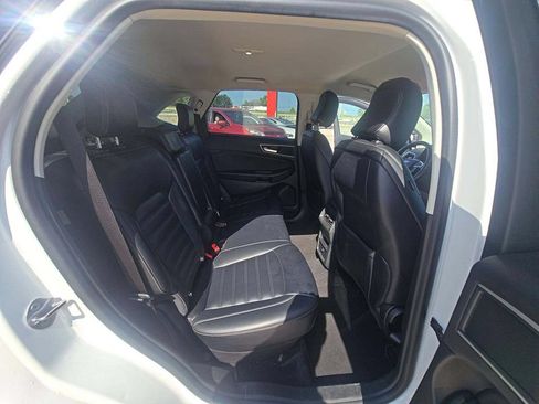 Used 2024 Ford Edge SEL AWD/4WD image 11