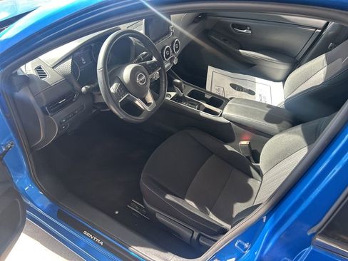 Used 2025 Nissan Sentra SV w/ All-Weather Package FWD image 3