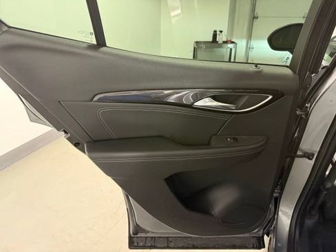 Used 2022 Buick Envision Preferred FWD image 23
