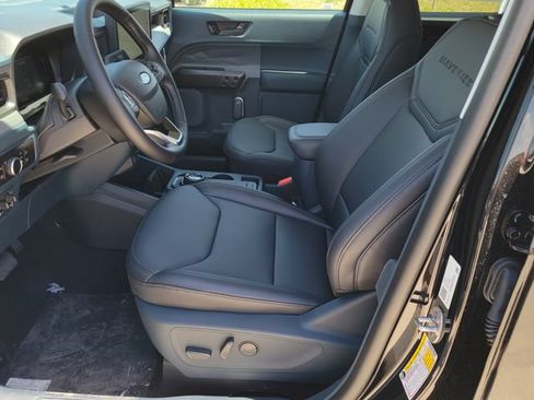 New 2026 Ford Maverick Lariat w/ Black Appearance Package AWD/4WD image 6