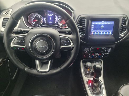 Used 2019 Jeep Compass Latitude w/ Cold Weather Group image 22