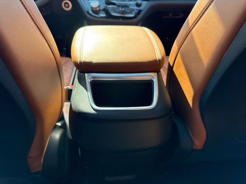 New 2026 Chrysler Pacifica Pinnacle FWD image 10