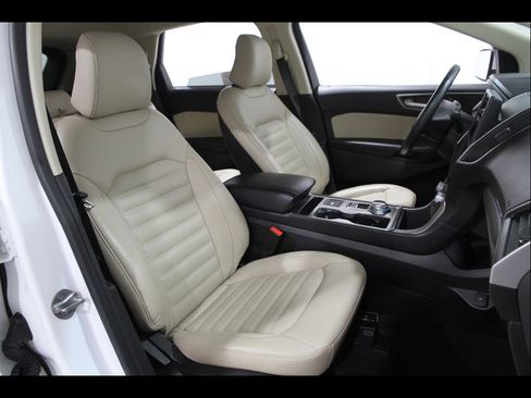 Used 2022 Ford Edge SEL w/ Convenience Package AWD/4WD image 18