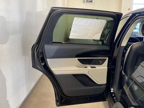 New 2026 Lincoln Nautilus Premier w/ Equipment Group 102A AWD/4WD image 8