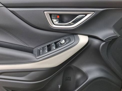 Used 2023 Subaru Forester Limited image 13