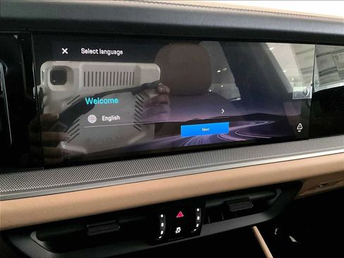 New 2026 Porsche Cayenne image 16