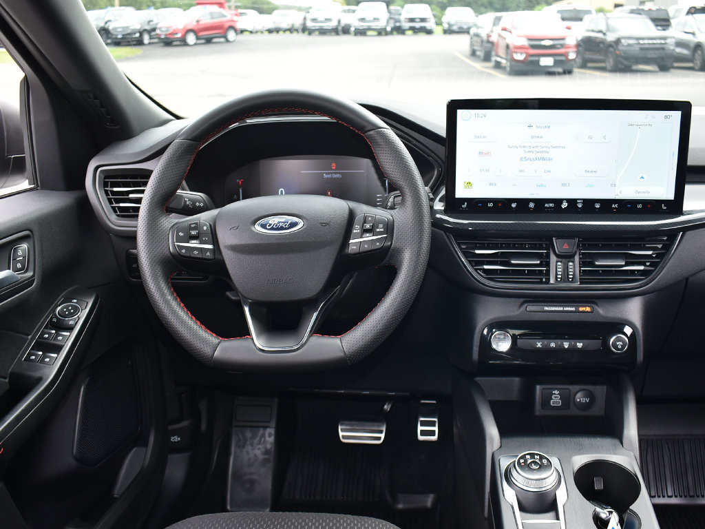 Used 2024 Ford Escape ST-Line w/ Tech Pack #1 AWD/4WD image 16