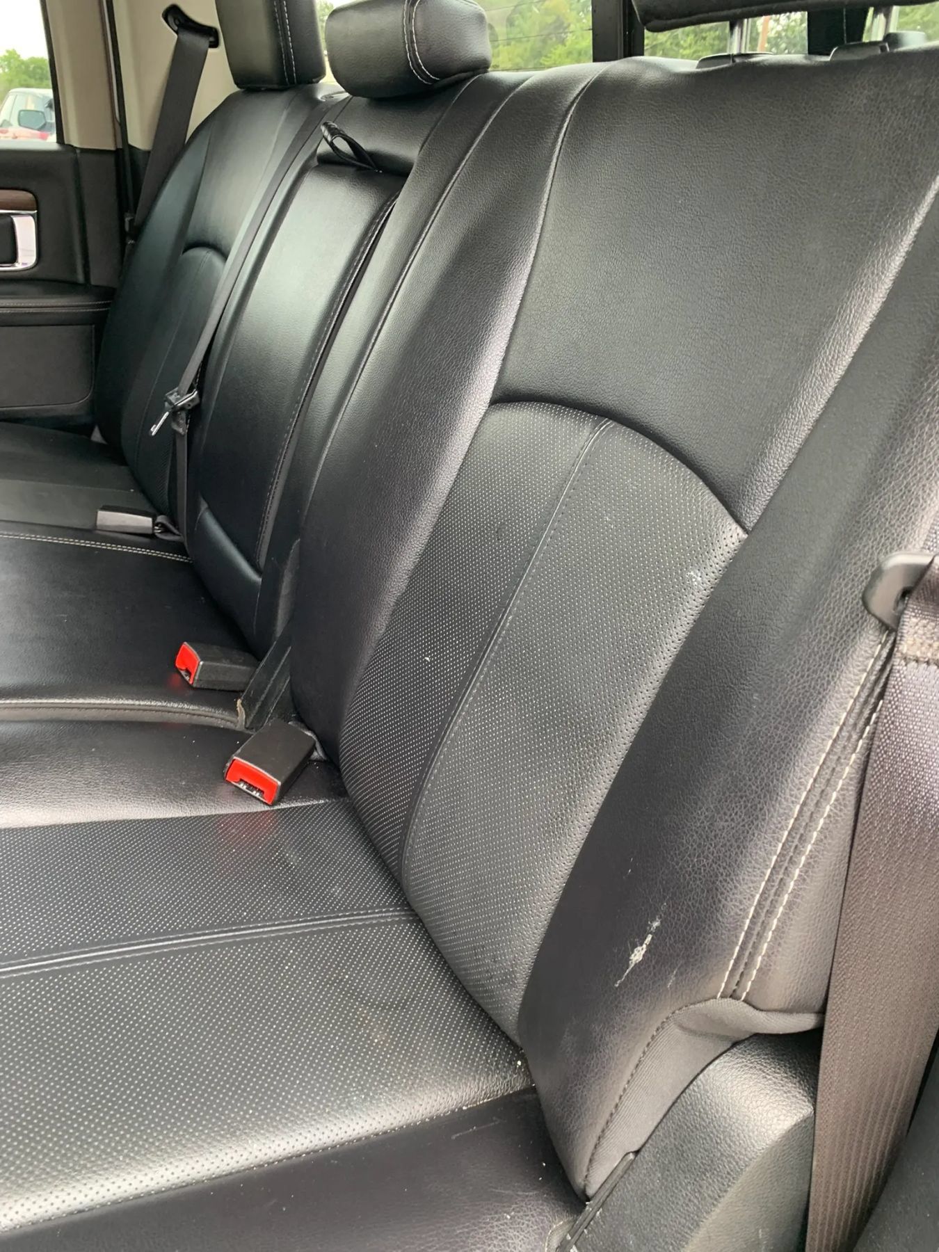 Used 2018 RAM 1500 Laramie w/ Convenience Group AWD/4WD image 17