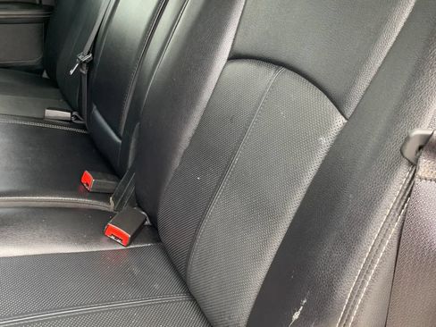 Used 2018 RAM 1500 Laramie w/ Convenience Group AWD/4WD image 17