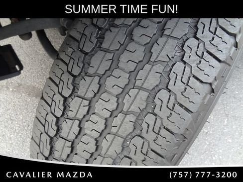 Used 2018 Jeep Wrangler Sport AWD/4WD image 44