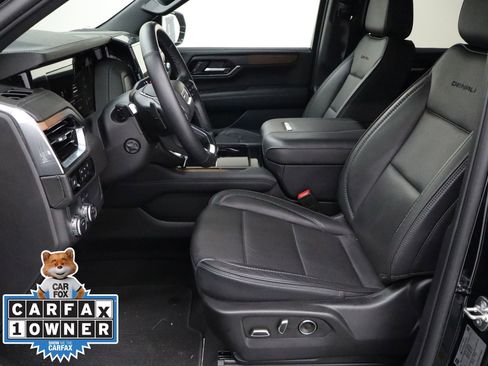 Used 2025 GMC Yukon Denali image 11