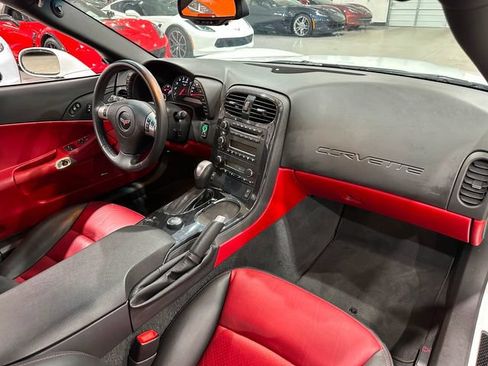 Used 2011 Chevrolet Corvette Grand Sport w/ Preferred Equipment Group RWD image 10