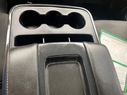 Used 2019 Chevrolet Silverado 2500 LT AWD/4WD image 24
